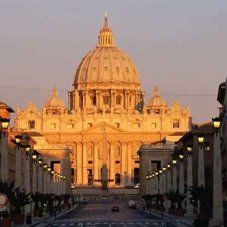 Near Vatican Museum 8 Minutes To Piazza Di Spagna